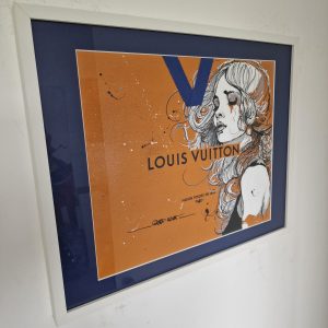 Tableau Portrait Féminin sur Véritable Sac de Boutique Cartonné LOUIS VUITTON – Pièce Unique